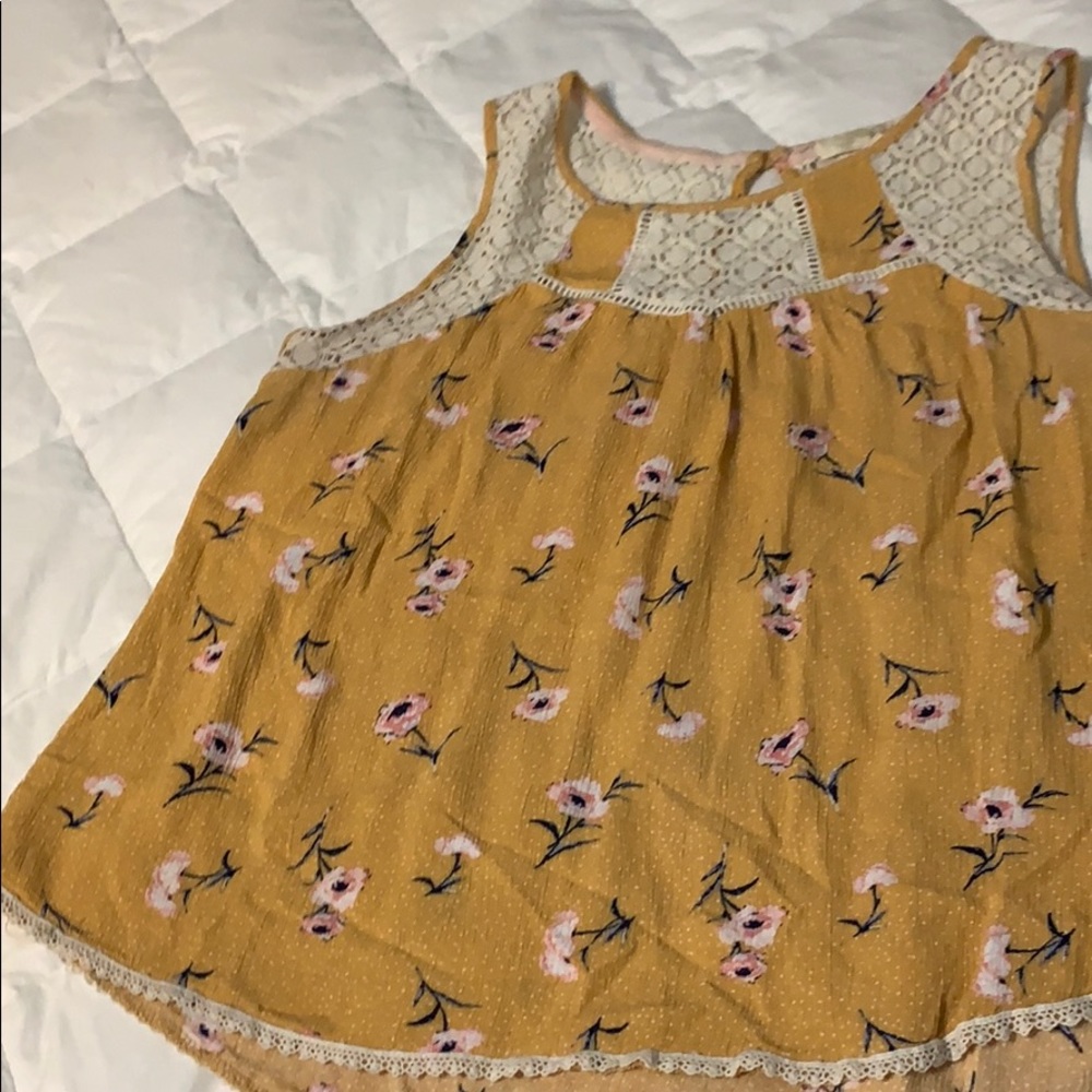 Mustard yellow tank top with lace